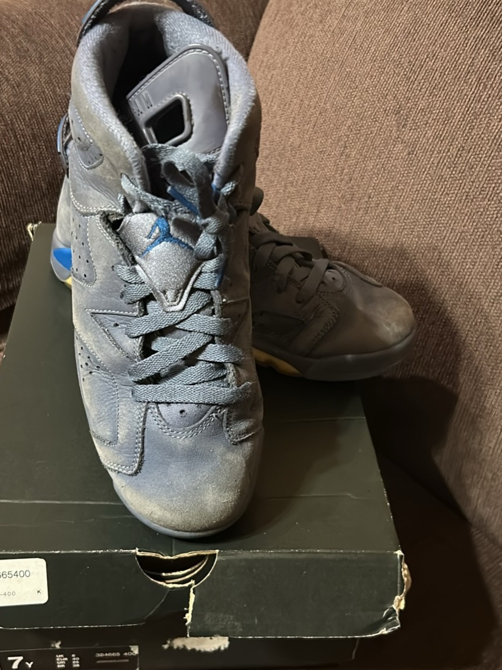 Jordan Kids High-Top Sneakers in Dusty Blue Suede 7Y